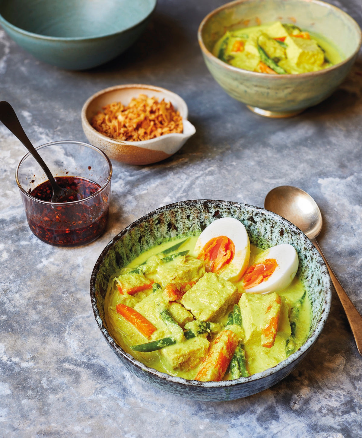 LONTONG